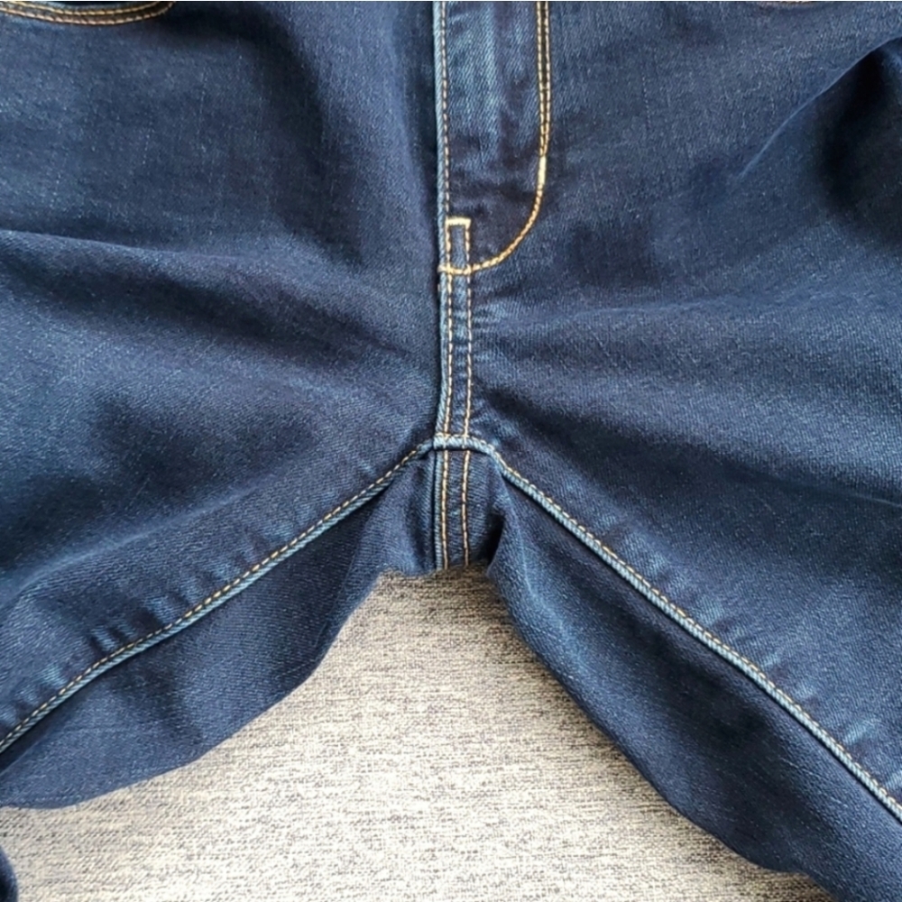 American Eagle Outfitters Dark Indigo Skinny Jeans - Picture 9 of 12